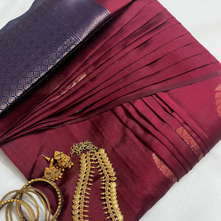 Image showing professional saree pre-pleating services by Laks Saree Pleats in Chennai. Perfectly pleated sarees for weddings and special occasions.